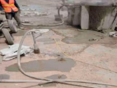 九原水泥混凝土路面板底注浆技术 路面脱空注浆整治方案